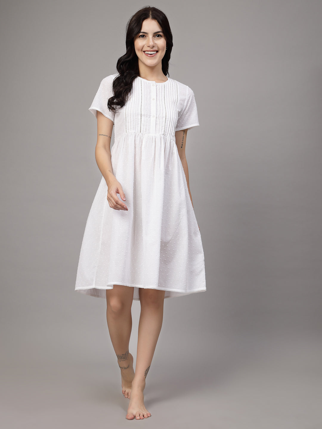 Short night dress with detailed yoke -JEFF COOPER
