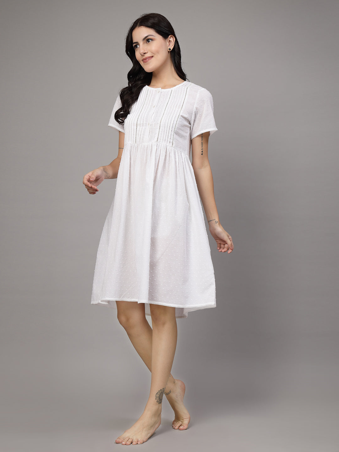 Short night dress with detailed yoke -JEFF COOPER
